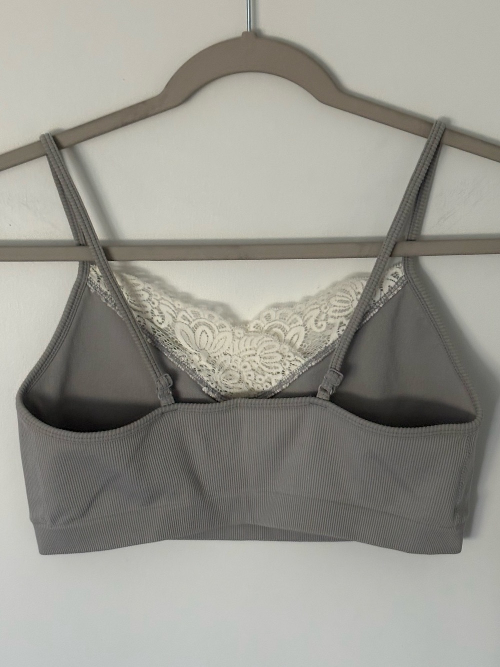 Cute Bralette Bundle (3) - Auden, Colsie, & Lace Triangle Bralette- Size Lg - Picture 6 of 15